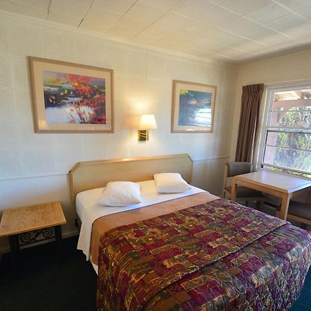 Western Hills Motel Flagstaff Exterior photo